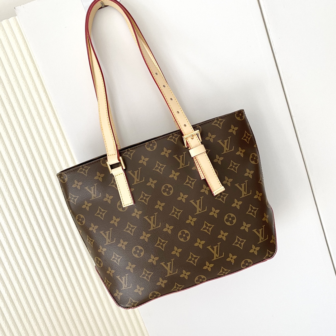 LV bag 261